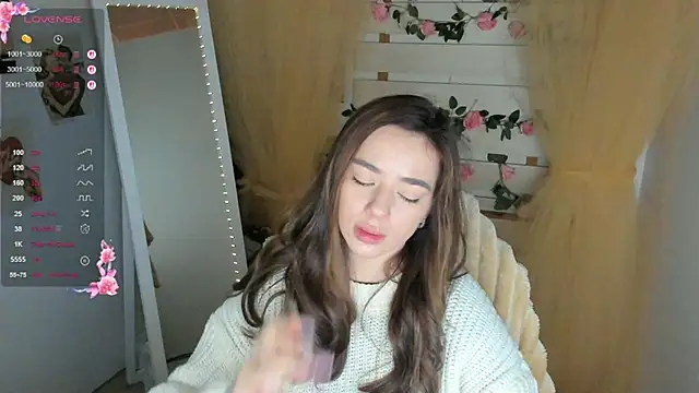 Snapshot of Bella_XO chatting on April 30, 7:47 am Bella XO online show from April 30, 7:47 am