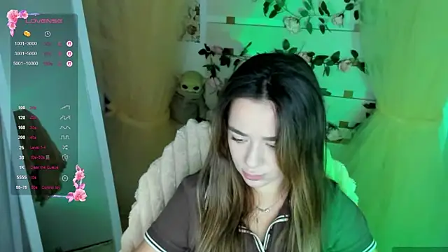 Bella XO online show from August 6, 6:26 am