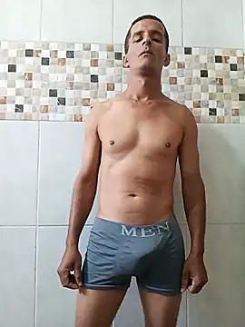 morenogato100 online show from June 24, 11:20 am