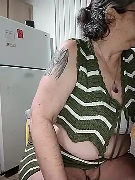 GraceHenderson online show from February 26, 7:05 pm