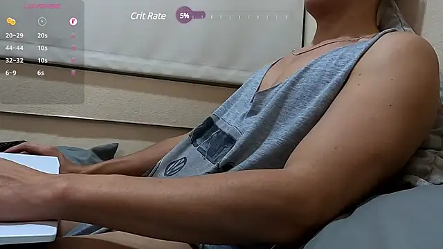 Snapshot of frnk30151 chatting on December 13, 5:43 pm frnk30151 online show from December 13, 5:43 pm