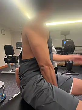 frnk30151 online show from March 27, 4:07 pm