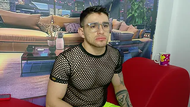 Sexy Alejandro  online show from March 15, 11:19 am