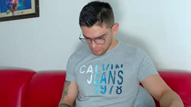 Sexy Alejandro  online show from May 27, 11:40 am
