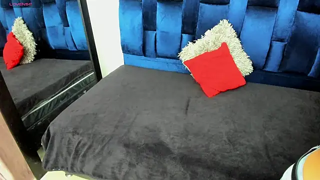 Stefyrossy online show from April 14, 3:07 pm