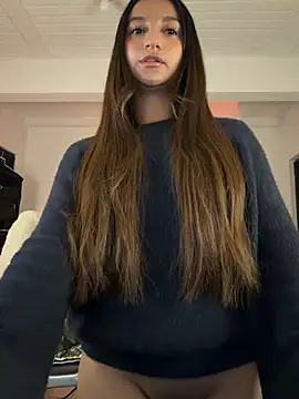 aly golden  online show from May 17, 9:06 am