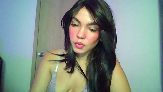Kiri Cutee online show from October 24, 4:31 am