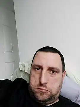 HE-M123 online show from October 8, 4:37 pm