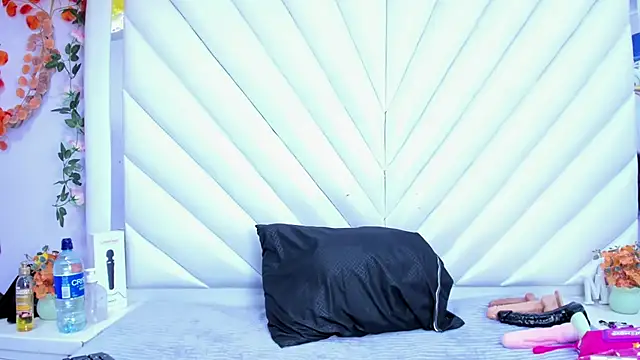 SalmaSantos online show from March 1, 2:46 am