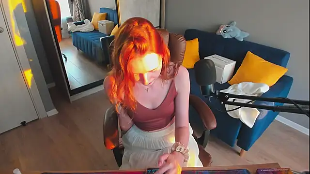 OddlyFamiliar online show from September 12, 3:34 pm