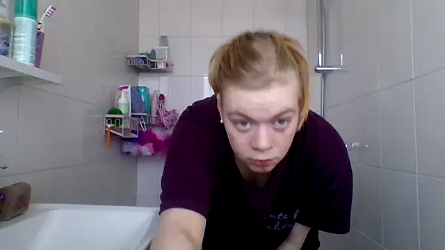 Snapshot of rose_bunny chatting on March 15, 1:28 pm rose bunny online show from March 15, 1:28 pm