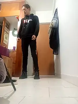 Juni 06 online show from January 15, 2:27 am