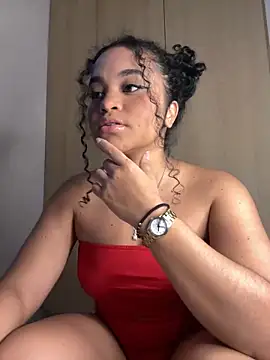 Snapshot of Lucy_wilson5 chatting on December 3, 3:41 am Lucy wilson5 online show from December 3, 3:41 am