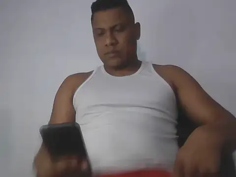 Snapshot of latinblack01 chatting on October 21, 1:56 pm latinblack01 online show from October 21, 1:56 pm