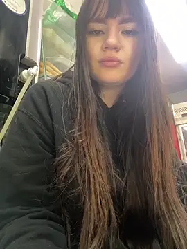 angel natural online show from December 4, 9:34 pm