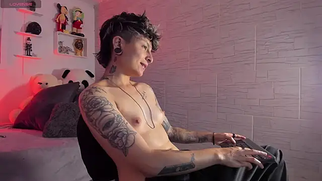 Snapshot of ZuryRamirez_ chatting on October 16, 7:15 pm ZuryRamirez  online show from October 16, 7:15 pm