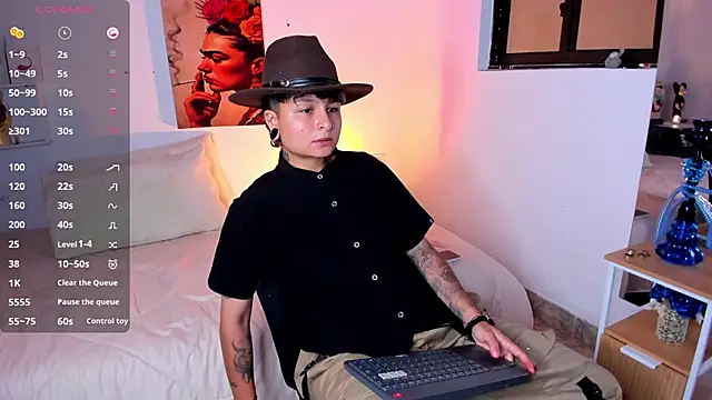 ZuryRamirez  online show from June 16, 4:59 am