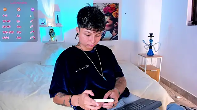 ZuryRamirez  online show from July 13, 10:56 pm