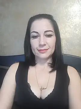 FireLily332 online show from December 29, 5:44 pm