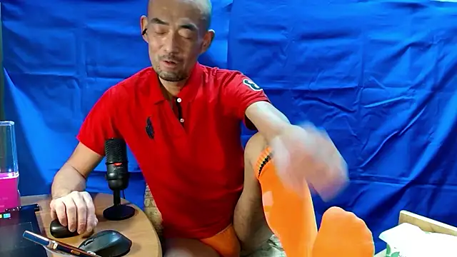 Snapshot of heita_omori chatting on November 4, 1:21 pm heita omori online show from November 4, 1:21 pm