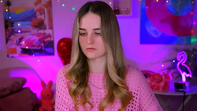 Snapshot of DeboraLarson chatting on February 23, 3:56 am DeboraLarson online show from February 23, 3:56 am