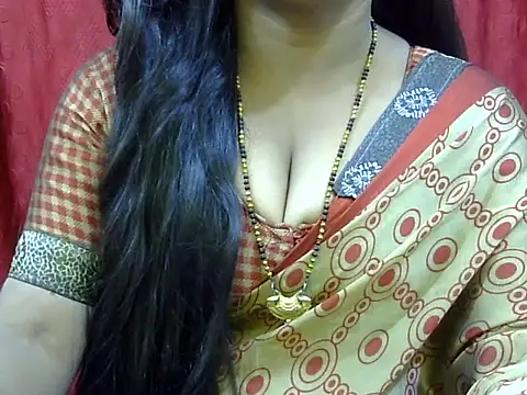HOT-SEEMAA online show from November 15, 7:27 am