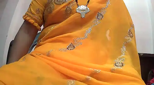 Snapshot of LOVE-SUSHILA chatting on January 18, 4:26 am LOVE-SUSHILA online show from January 18, 4:26 am