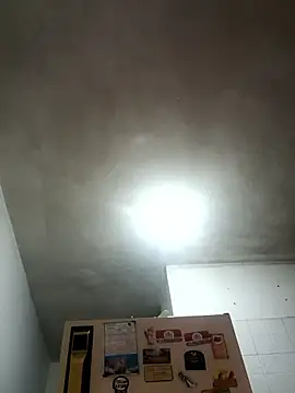 ashley  foxx  online show from January 10, 12:18 pm