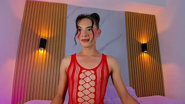 Snapshot of miss_Ari chatting on December 7, 7:10 pm miss Ari online show from December 7, 7:10 pm