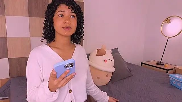 Adele Carter  online show from December 5, 12:14 pm