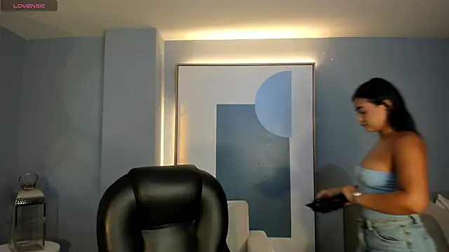 Snapshot of GabriellaLee chatting on June 4, 3:01 am GabriellaLee online show from June 4, 3:01 am