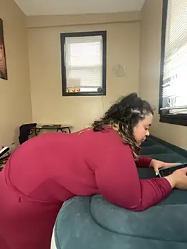 tillymarie34 online show from May 19, 12:16 am