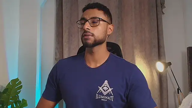 LiamGarcia1 online show from March 12, 1:51 pm