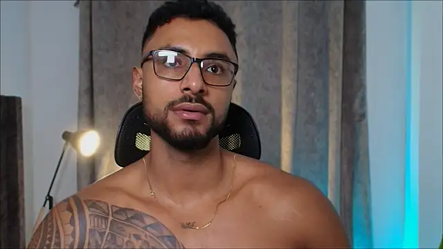 LiamGarcia1 online show from March 13, 2:16 am