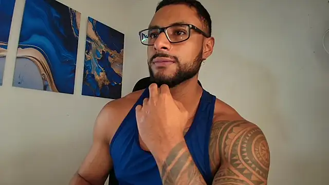 Snapshot of LiamGarcia1 chatting on February 11, 4:56 pm LiamGarcia1 online show from February 11, 4:56 pm