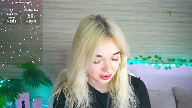 Ashley S online show from November 5, 11:05 pm