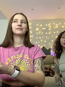 HotCaramellsTV online show from October 8, 9:07 am