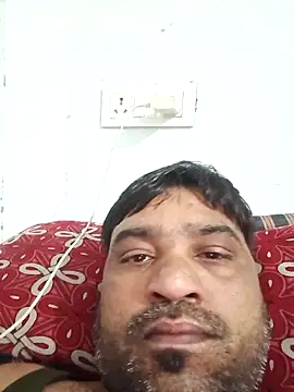 pintuS40 online show from February 9, 9:08 pm