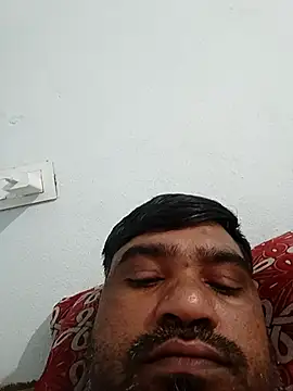 pintuS40 online show from April 12, 11:54 pm