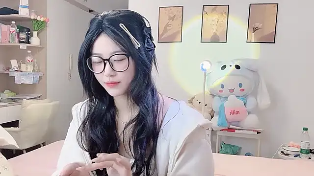 Luminous163 online show from October 28, 12:52 pm