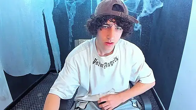 Kerverr  online show from October 30, 1:34 pm