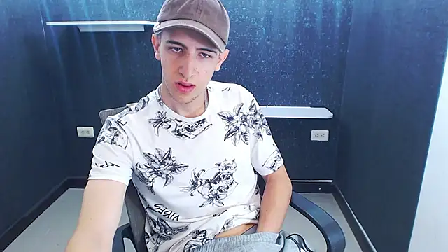 Kerverr  online show from December 16, 2:55 pm