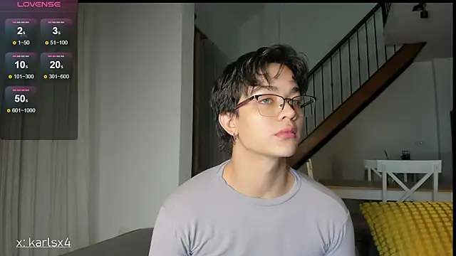 Snapshot of ajordanR chatting on March 23, 12:03 am ajordanR online show from March 23, 12:03 am