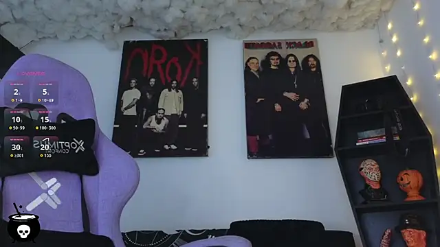 Melanie Nyx online show from March 11, 6:00 am