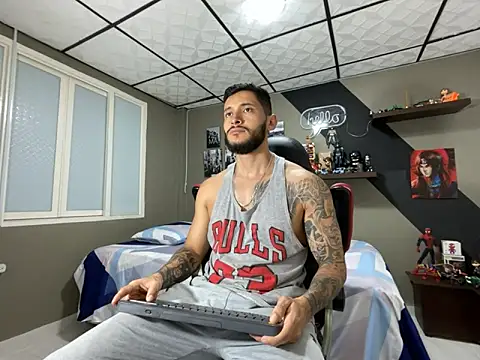 marcel crawford96 online show from March 19, 1:26 pm