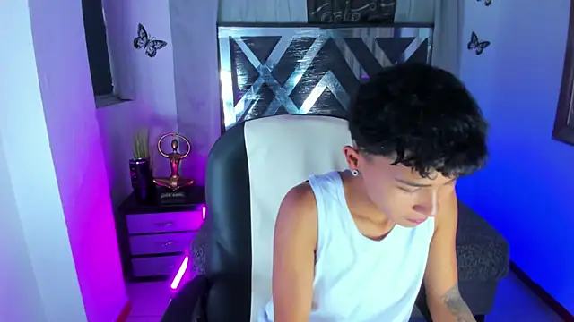 Snapshot of nova_sex01 chatting on June 29, 10:32 pm nova sex01 online show from June 29, 10:32 pm
