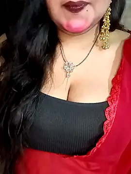 Suhanakhan00 online show from February 12, 6:36 pm