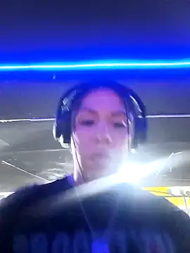 Karenn12 online show from February 27, 2:33 am