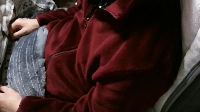 cinnabar red online show from April 5, 3:20 pm