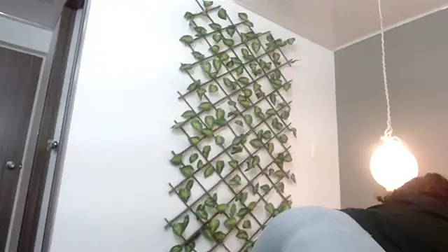 Snapshot of be_sinners chatting on September 15, 2:00 am be sinners online show from September 15, 2:00 am